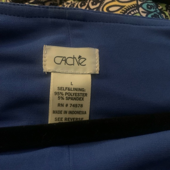 Cache’ Blue Paisley Wrap Dress Womens Size Large Beautiful Colors & Print - Picture 2 of 8